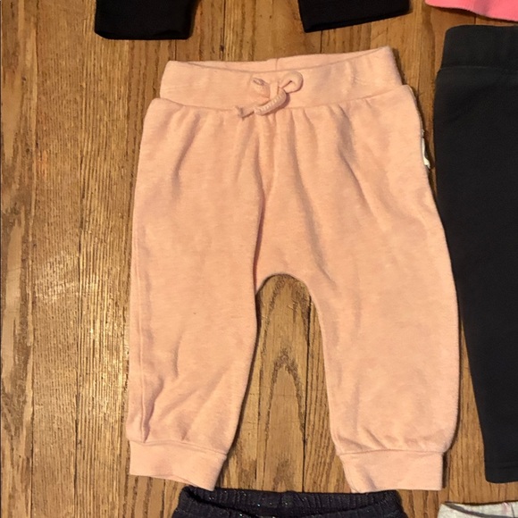 Assorted Baby Clothing Set Size 6-12 Month - Pink, Black, White, Floral - Picture 12 of 16